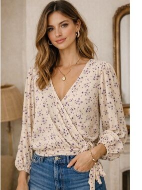 American Eagle Outfitters Cream Blouse with Purple Floral , side Tie size XL